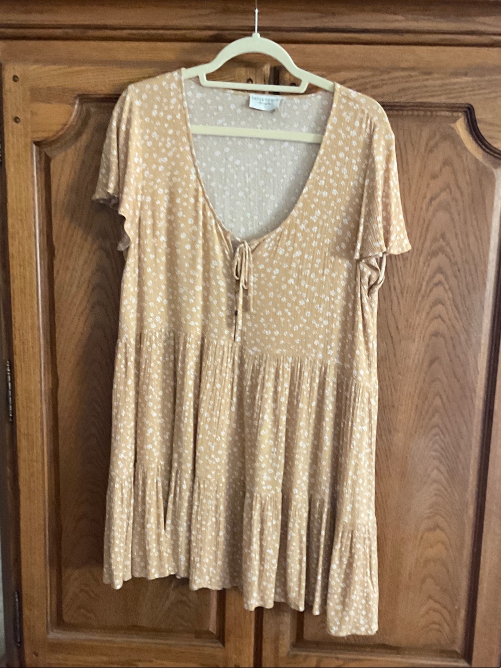 Boho Tie-Front Flutter Sleeve Tunic - Mustard Floral